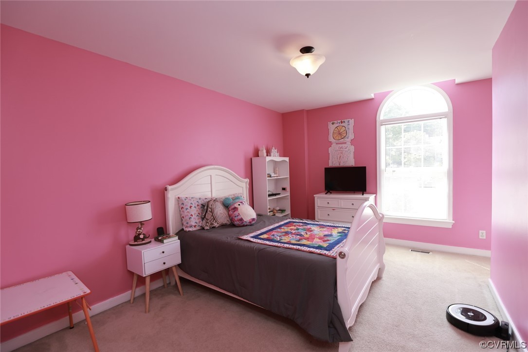 13906 Sagebrook Road Midlothian, VA 23112 - Photo 26 of 50 a bedroom with a bed and a dresser