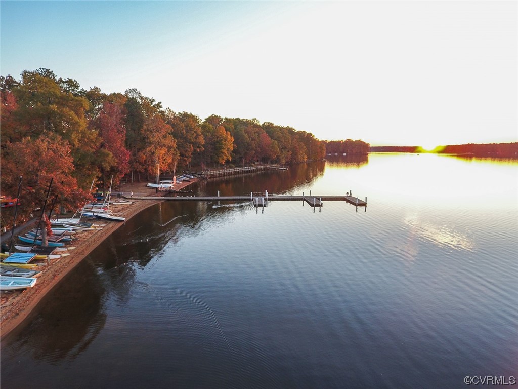 13906 Sagebrook Road Midlothian, VA 23112 - Photo 49 of 50 a view of a lake with mountain view