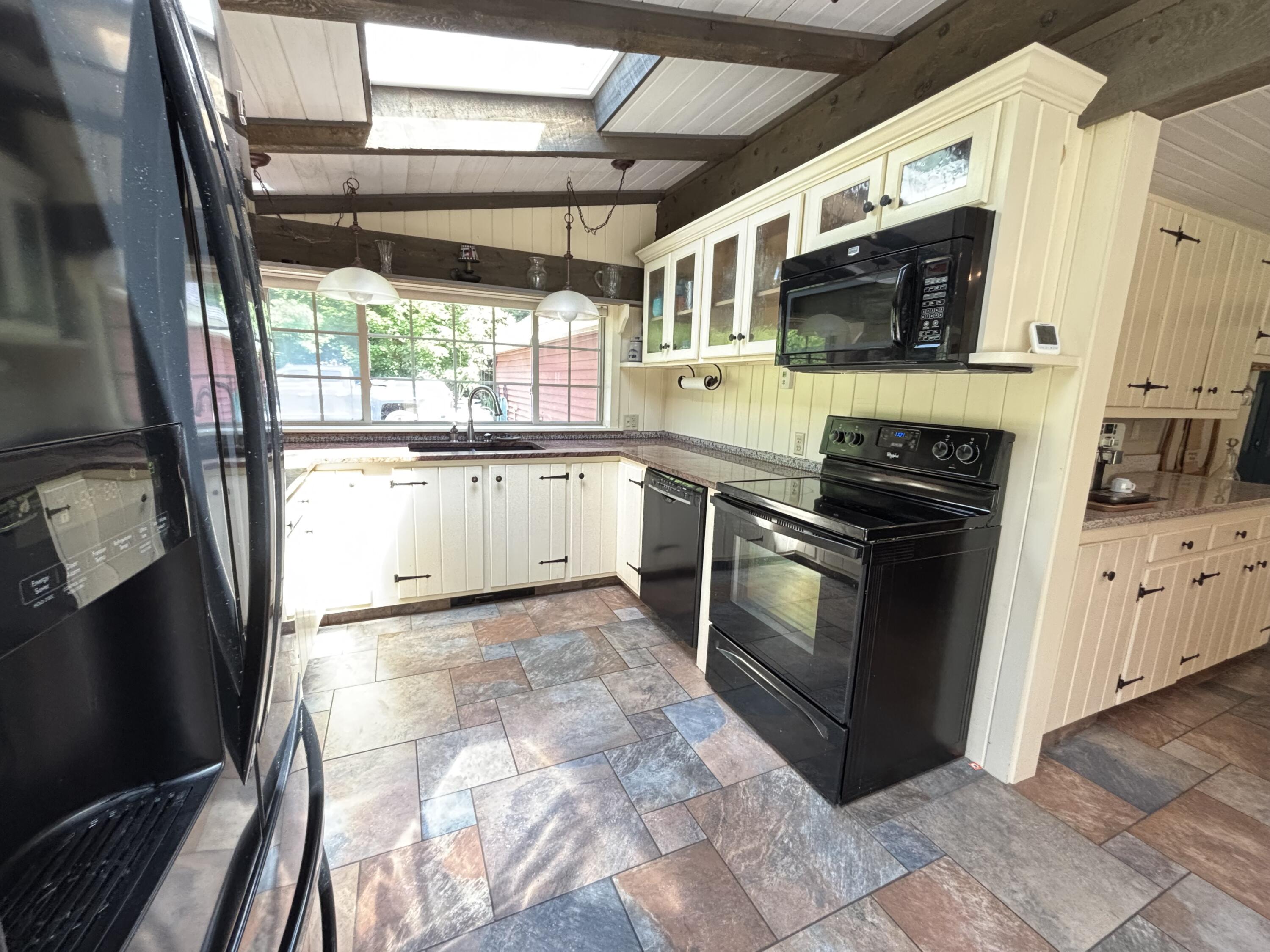 63 Pleasant Street Hampden, ME 04444 - Photo 23 of 61 IMG_6163