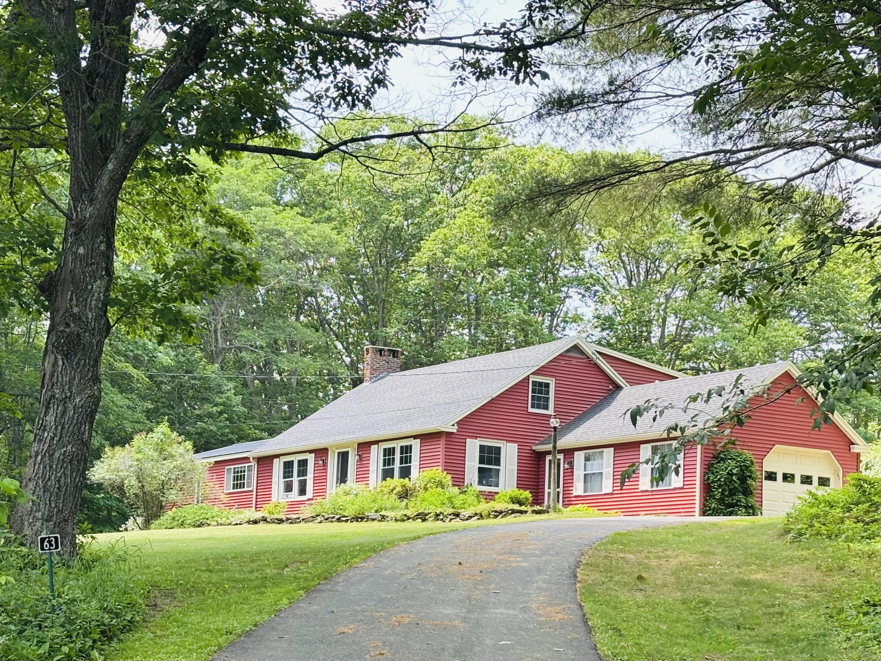 63 Pleasant Street Hampden, ME 04444 - Photo 3 of 61 IMG_6214