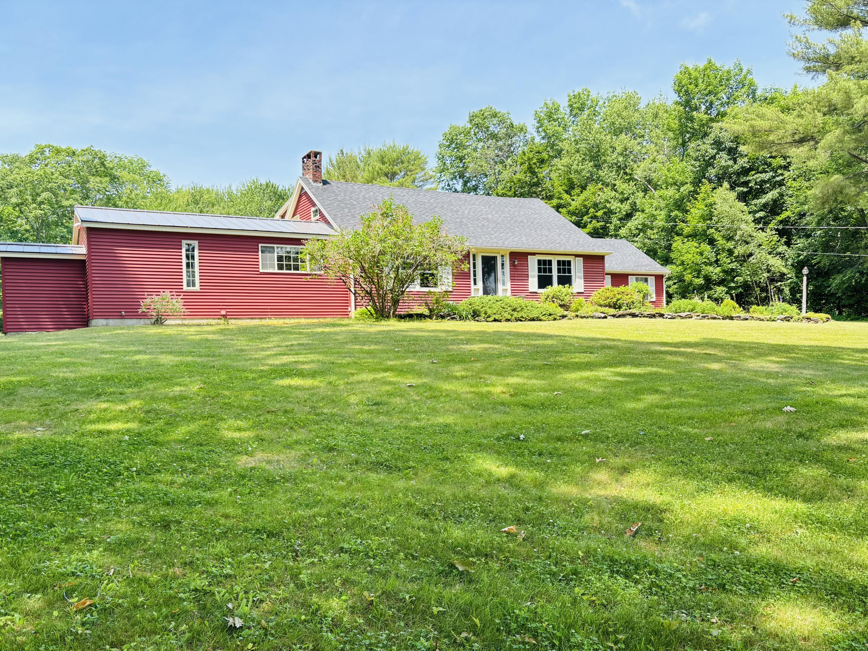 63 Pleasant Street Hampden, ME 04444 - Photo 5 of 61 IMG_6219