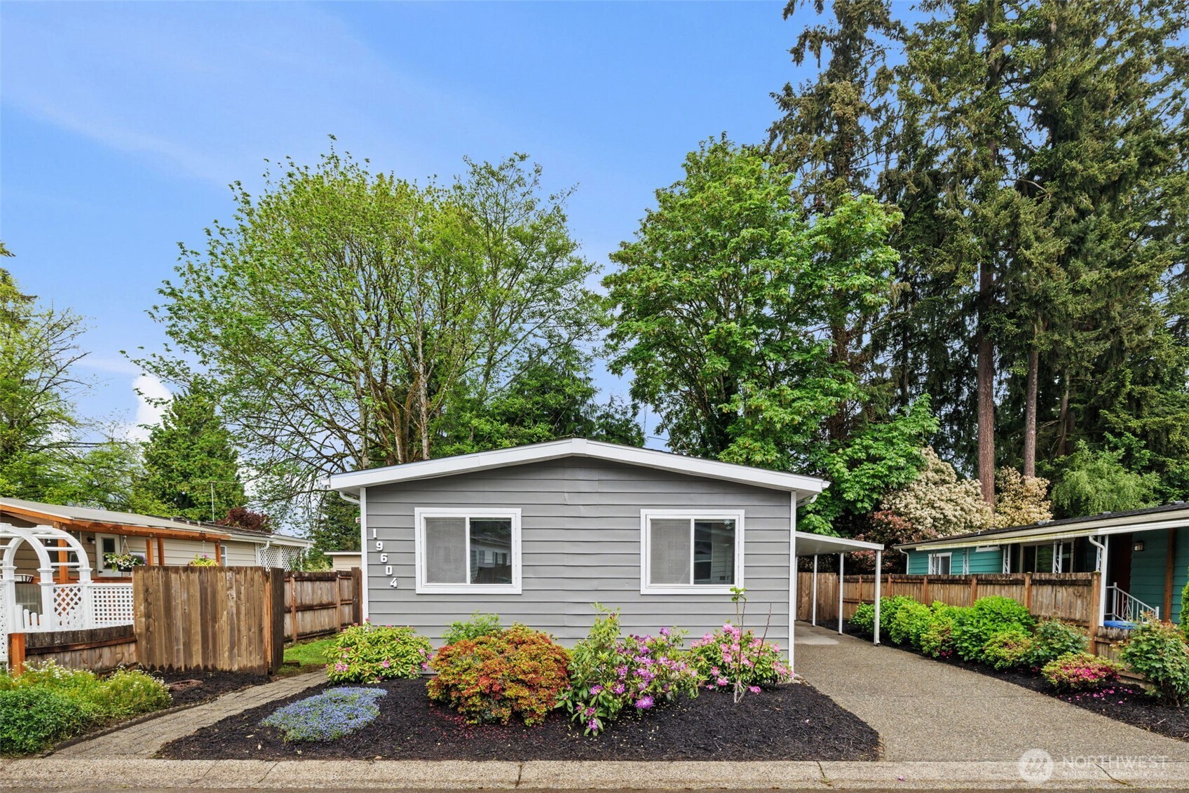 19604 129th Avenue Northeast Bothell, WA 98011 - Photo 2 of 29