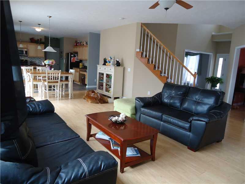 152 Hanny Beaver Road Hookstown, PA 15050 - Photo 6 of 25 Living Room.