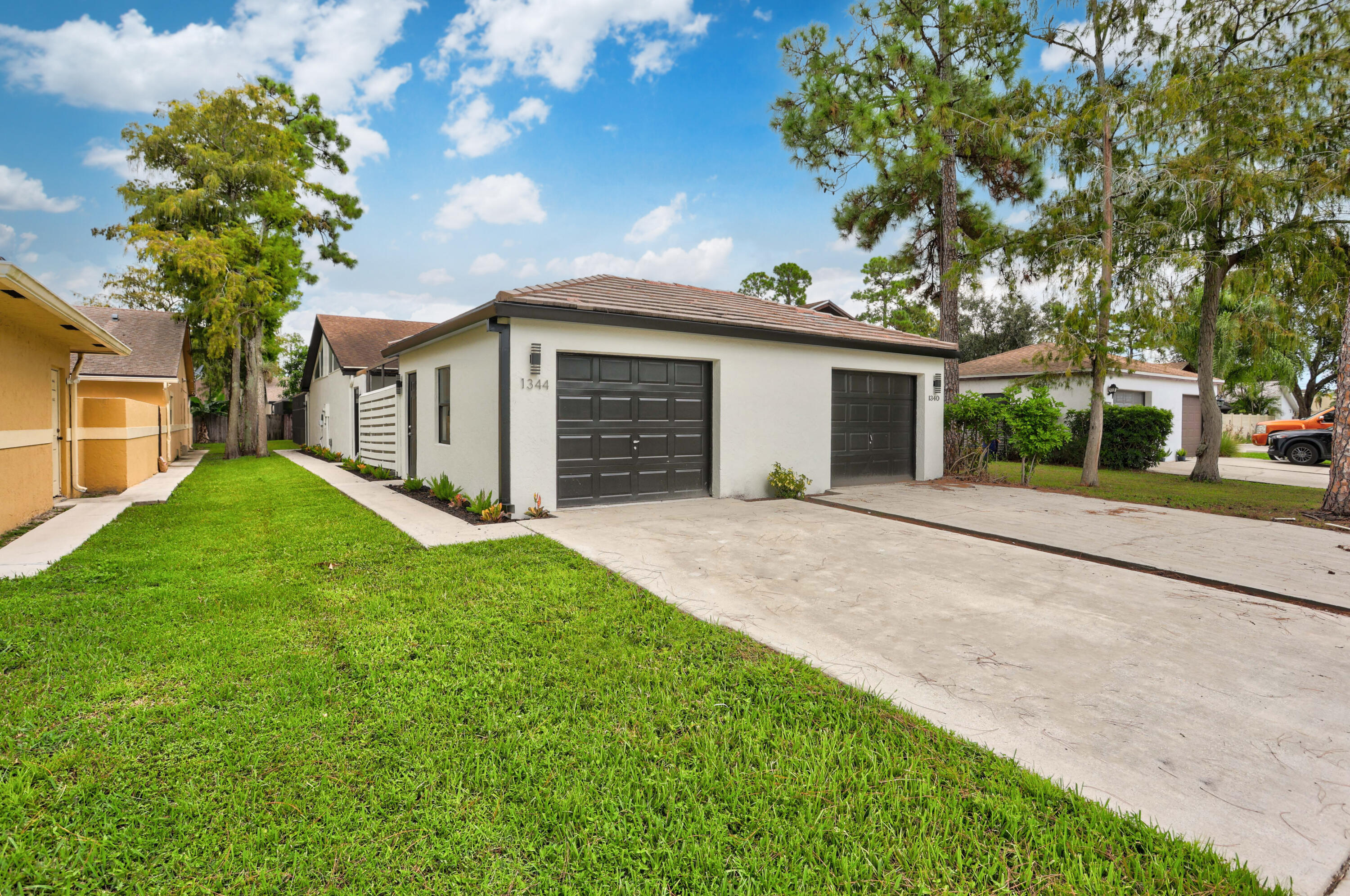 1344 Periwinkle Place Wellington, FL 33414 - Photo 3 of 30 2-print-0E2A6969_70_71_72_73