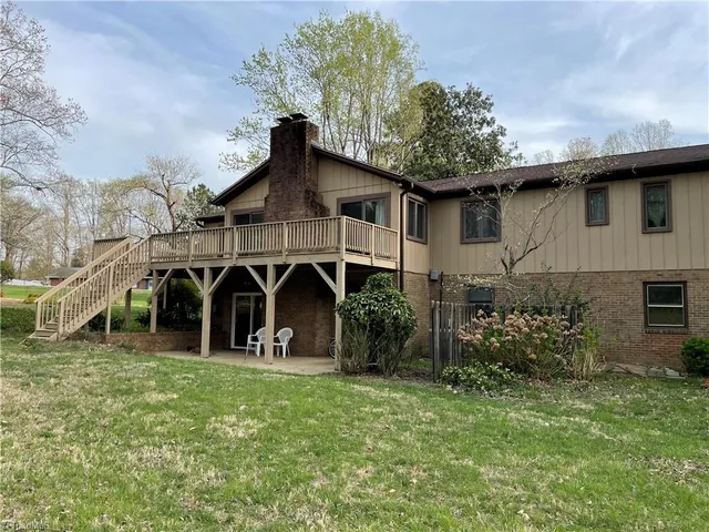 $3,500 | 904 Fairidge Drive, Jamestown, NC 27282