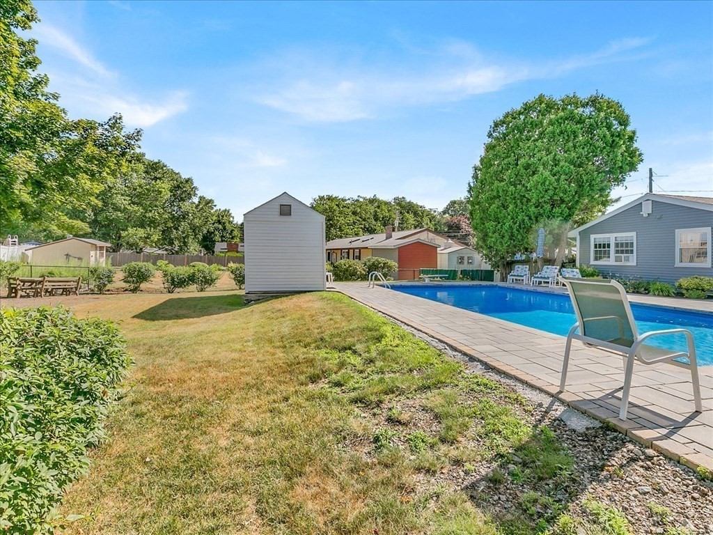 16 Moulton Road Peabody, MA 01960 - Photo 22 of 39