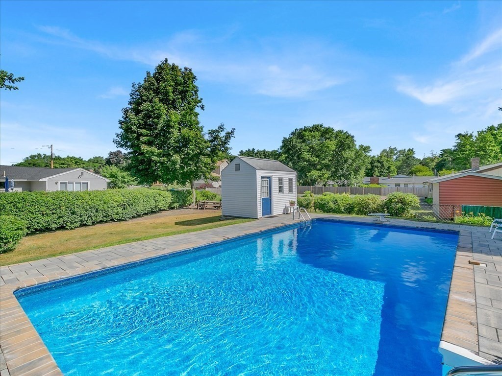 16 Moulton Road Peabody, MA 01960 - Photo 23 of 39