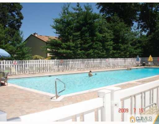 8501 Hana Road Edison, NJ 08817 - Photo 9 of 10