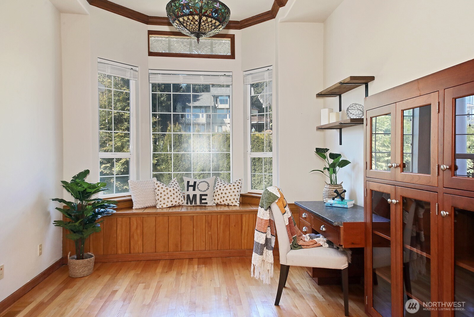 4617 Tanner View Drive Clinton, WA 98236 - Photo 8 of 32