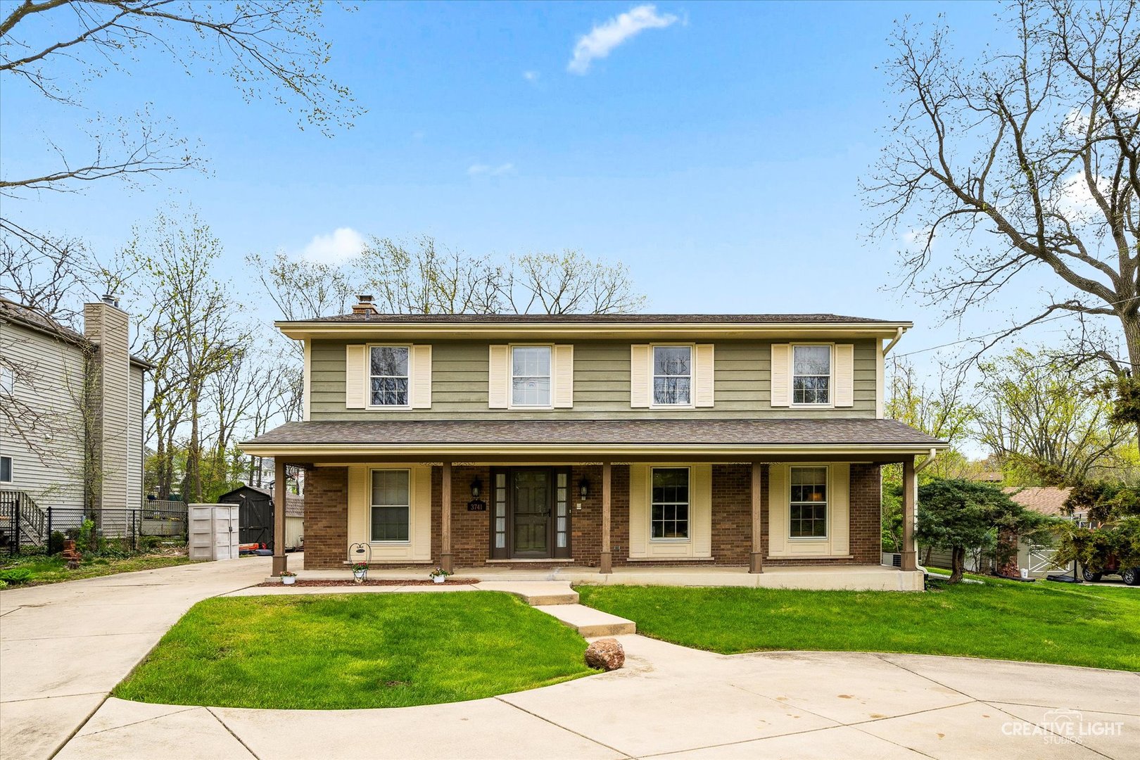 3741 Sterling Road Downers Grove, IL 60515 - Photo 2 of 39 Gallery Image 2