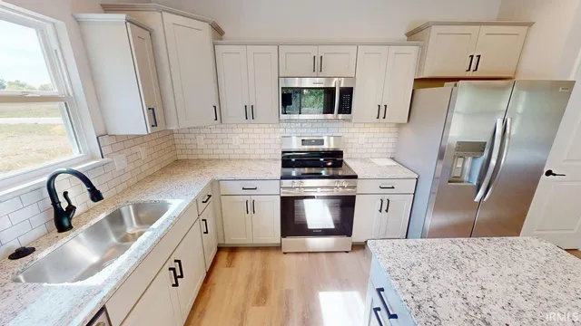 $349,900 | 228 West Vine Street, Delphi, IN 46923