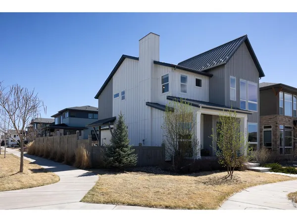 $989,000 | 5687 Cottontail Drive, Longmont, CO 80503
