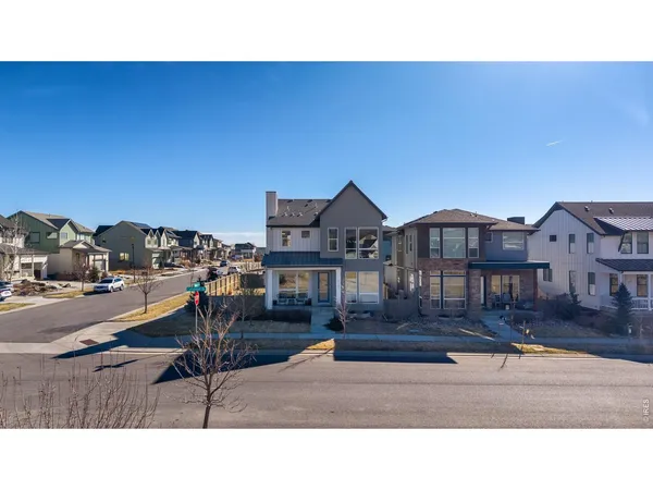 $989,000 | 5687 Cottontail Drive, Longmont, CO 80503