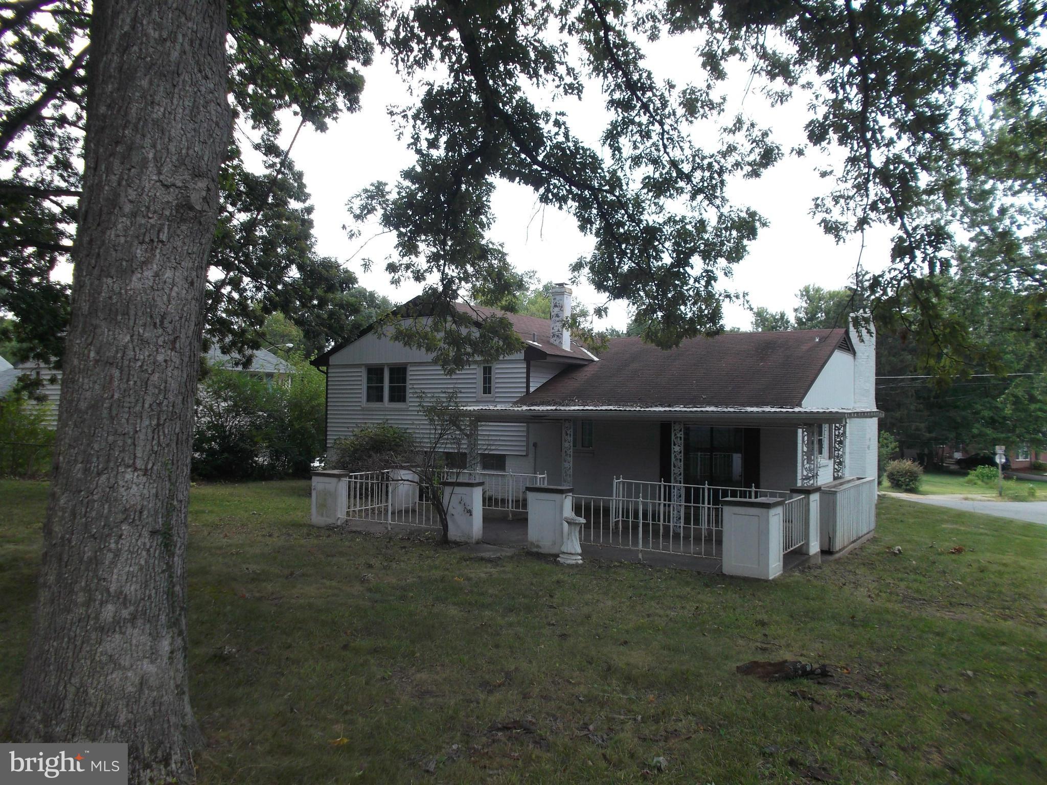 7422 Chatham Street Springfield, VA 22151 - Photo 28 of 30 front view of a house with a yard