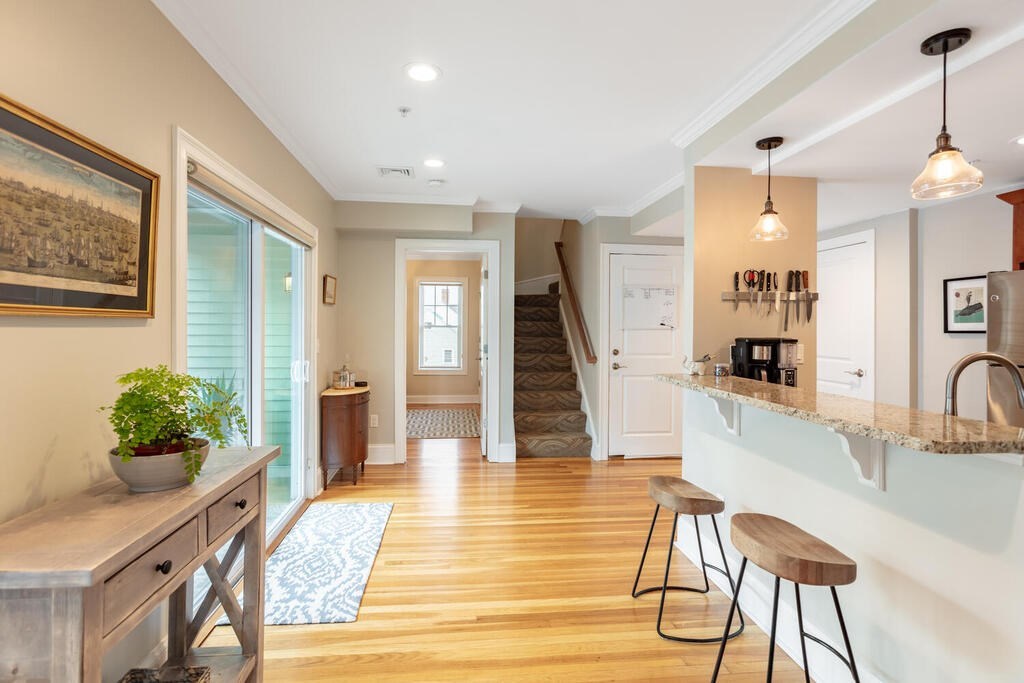 16.5 Holly Street, Unit 2L Salem, MA 01970 - Photo 8 of 20