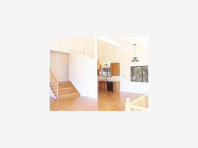 201 Jaunell Road Aptos, CA 95003 - Photo 5 of 8 Gallery Image 5