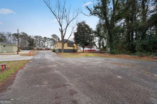 $299,900 | 3852 New MacLand Road, Powder Springs, GA 30127