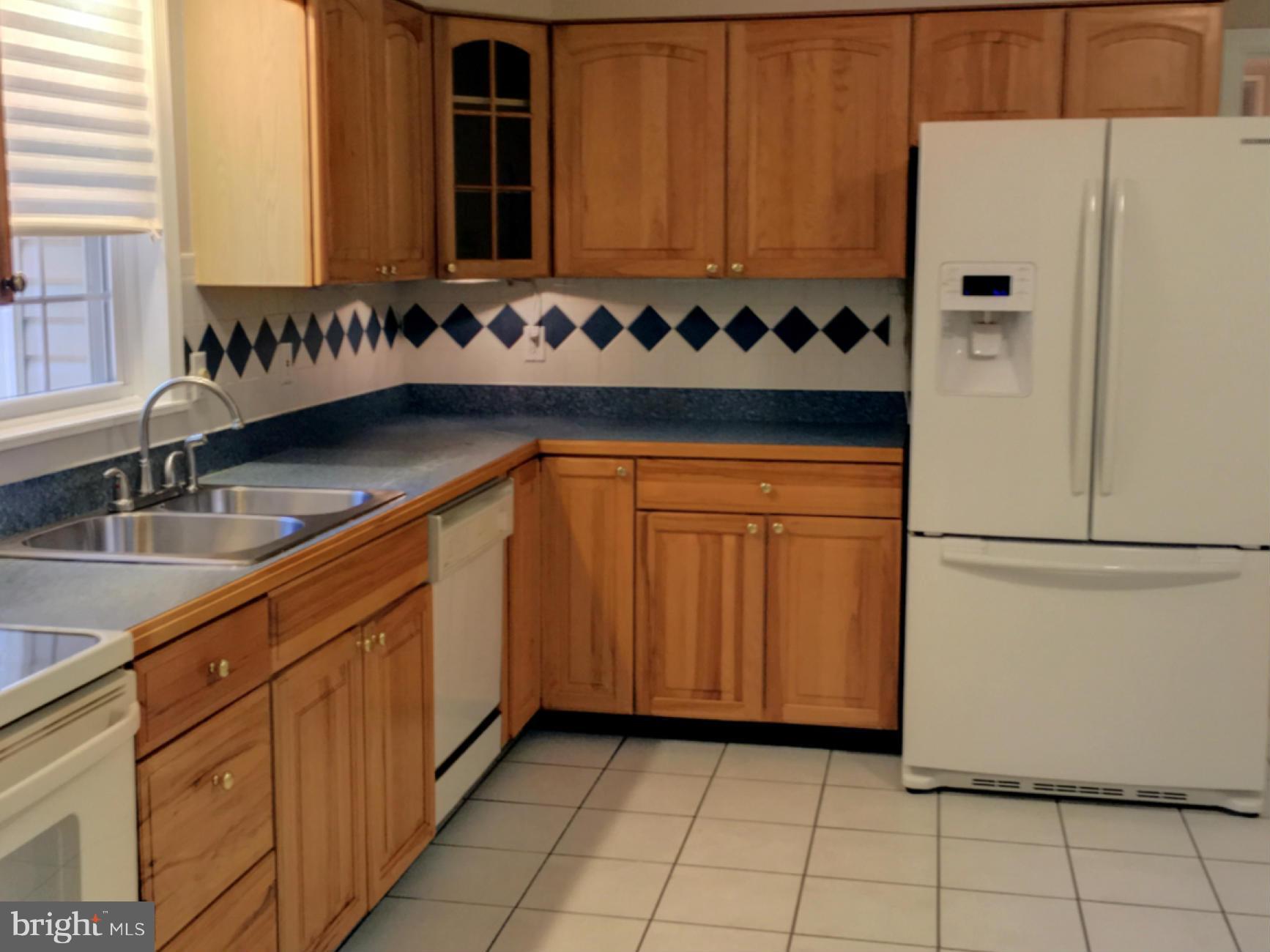 205 Heflin Road Stafford, VA 22556 - Photo 10 of 29 Kitchen