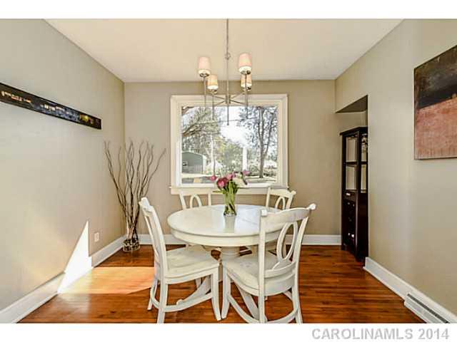 1534 Crystal Road Charlotte, NC 28205 - Photo 4 of 15 Gallery Image 4