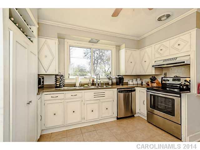 1534 Crystal Road Charlotte, NC 28205 - Photo 6 of 15 Gallery Image 6