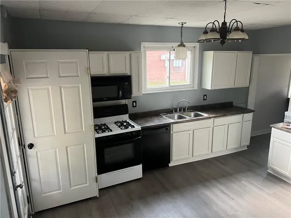 $139,900 | 1809 West 11th Street, Beaver Falls, PA 15010