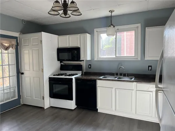 $139,900 | 1809 West 11th Street, Beaver Falls, PA 15010