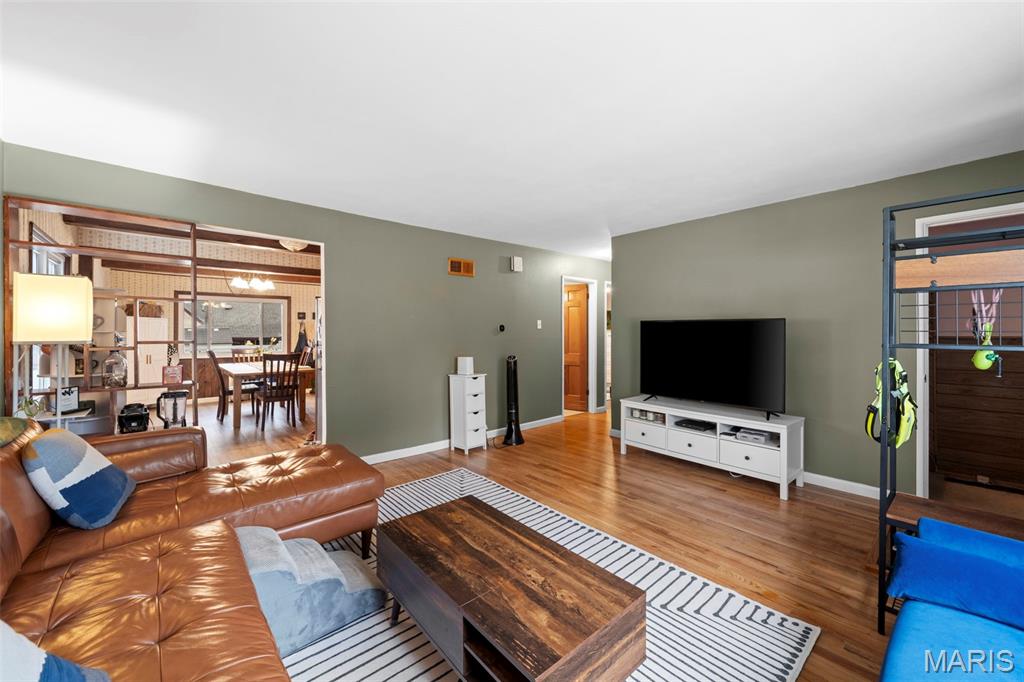 5556 Arthur Avenue St. Louis, MO 63139 - Photo 3 of 24