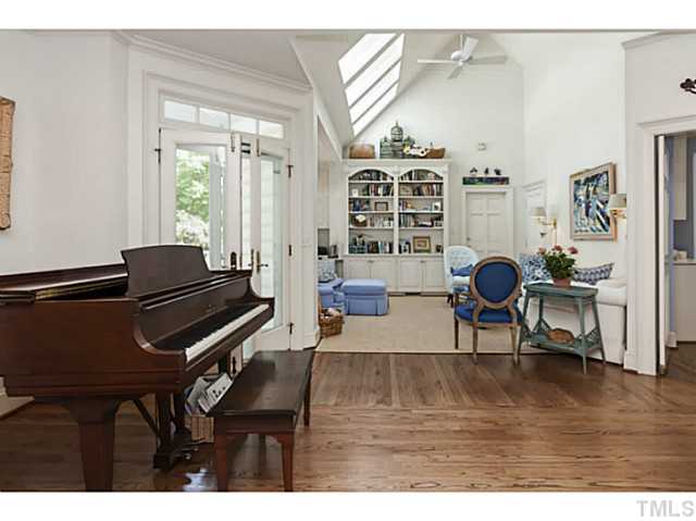 1916 St Marys Street Raleigh, NC 27608 - Photo 8 of 25 Keeping Room