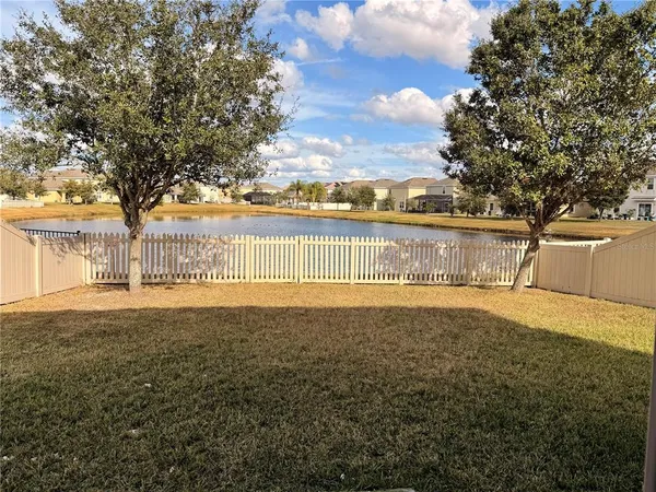 $2,800 | 7623 Tuscan Bay Circle, Wesley Chapel, FL 33545