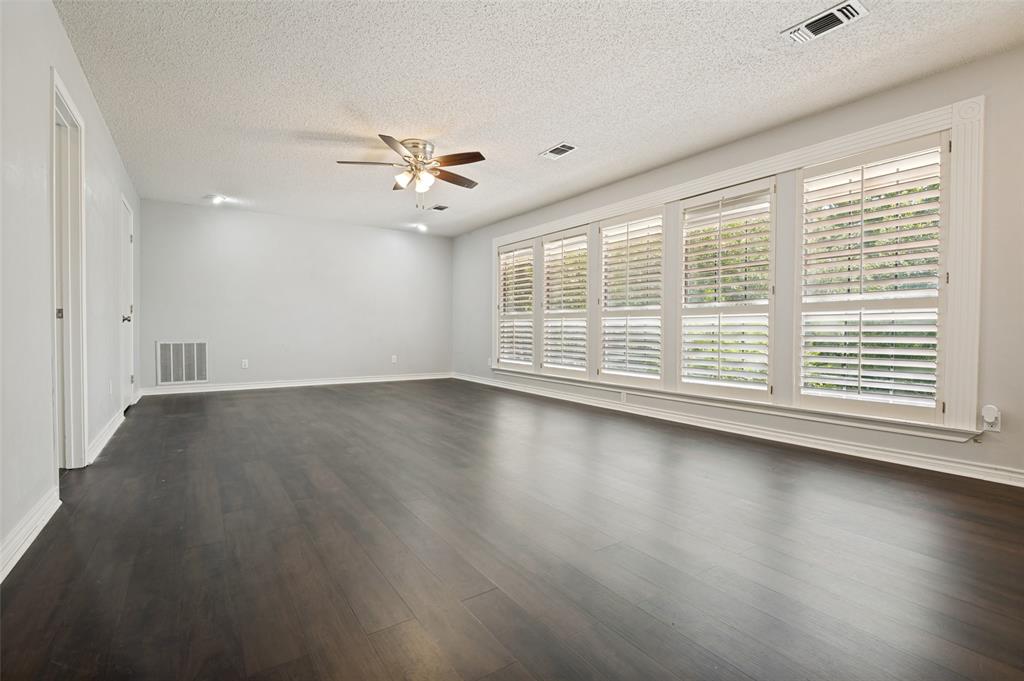 805 Crowley Road Arlington, TX 76012 - Photo 22 of 27 Gallery Image 22
