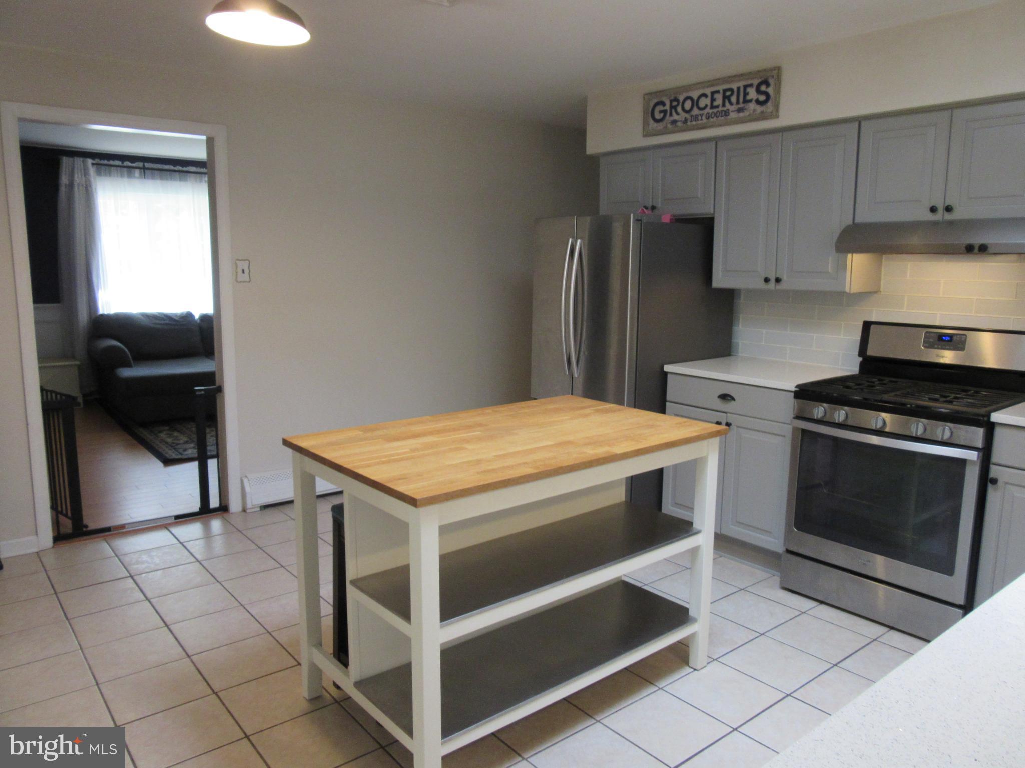 12 Pin Oak Trail Medford, NJ 08055 - Photo 8 of 43