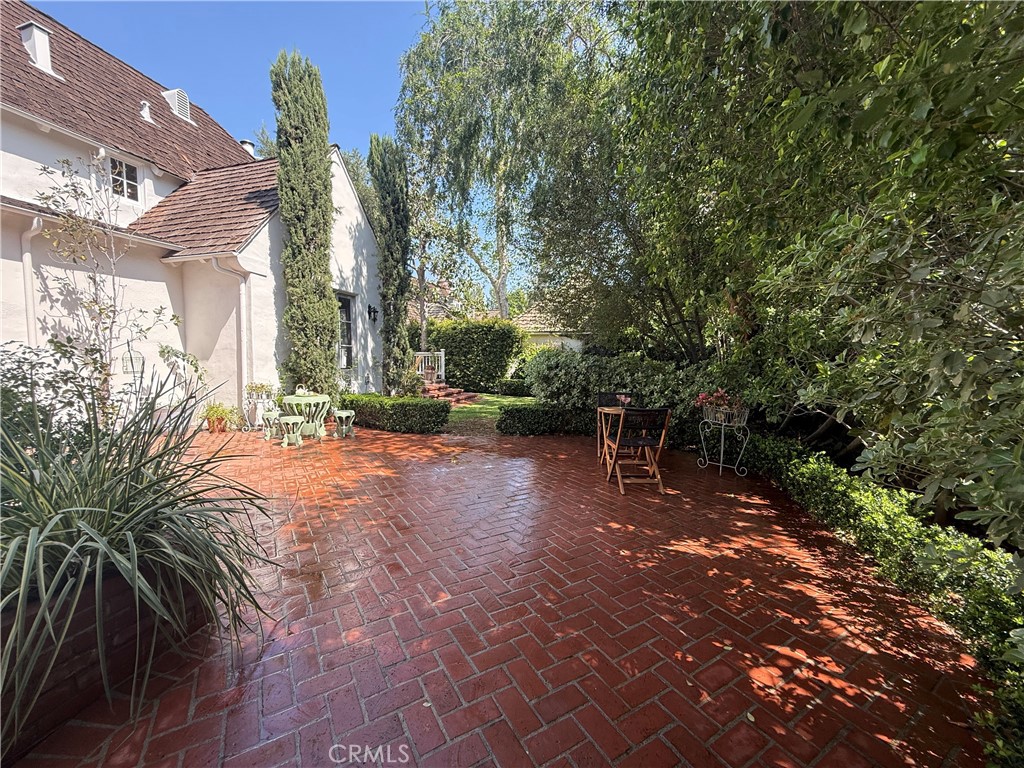 2110 Homet Road San Marino, CA 91108 - Photo 29 of 29 Spacious backyard