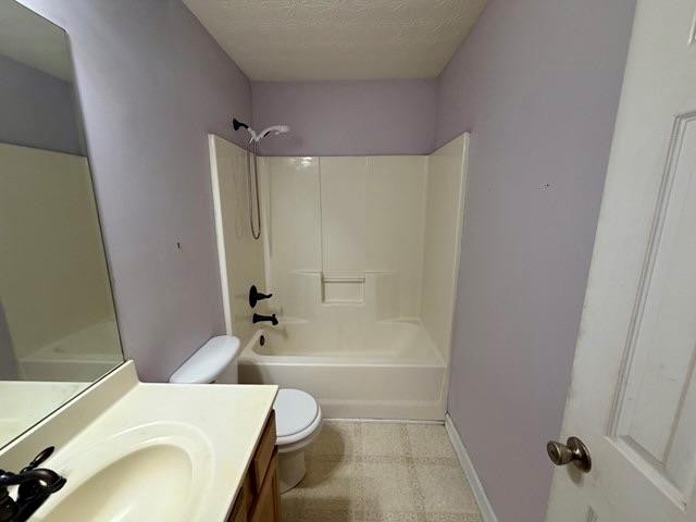 2925 Snapfinger Manor Decatur, GA 30035 - Photo 32 of 40 a bathroom with a sink and a toilet
