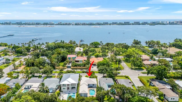 $750,000 | 1023 South Palmway, Lake Worth Beach, FL 33460