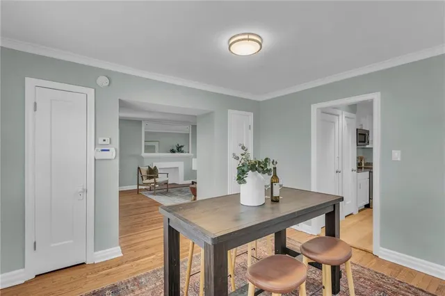 $189,900 | 936 East Gregory Boulevard, Kansas City, MO 64131