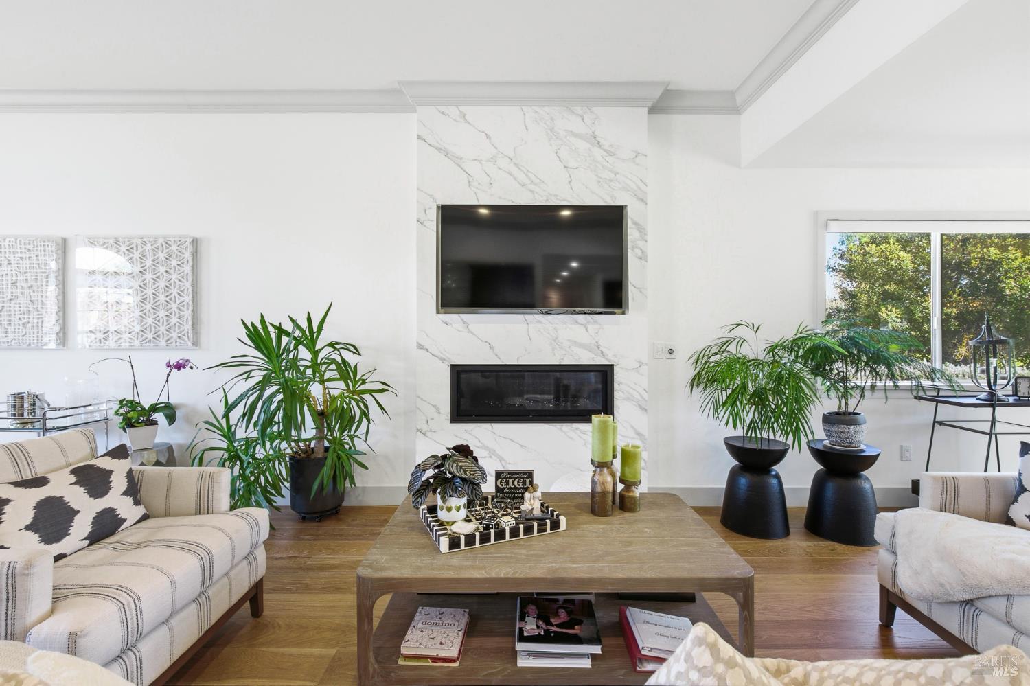 334 Miramonte Way Santa Rosa, CA 95409 - Photo 5 of 46 a living room with furniture and a flat screen tv