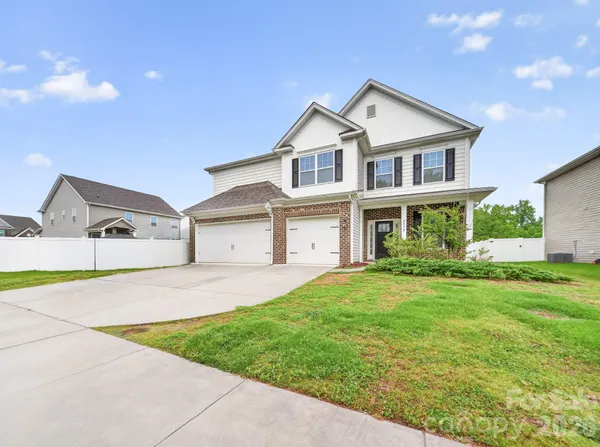 $590,000 | 5972 Redwood Pine Road, Concord, NC 28027