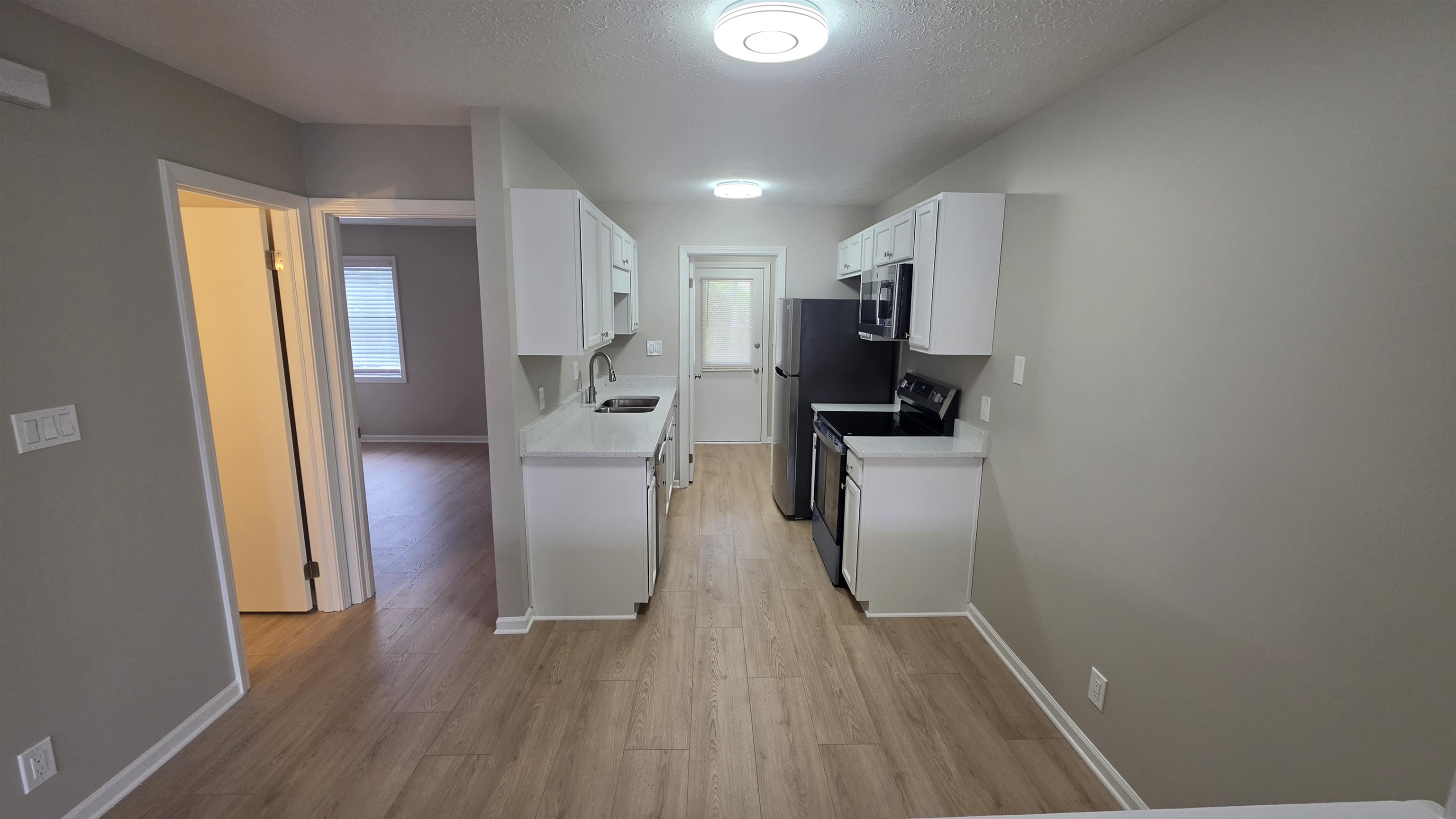 801 Burcale Road, Unit D5 Myrtle Beach, SC 29579 - Photo 4 of 11 Gallery Image 4