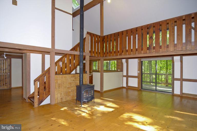 14007 Overton Lane Silver Spring, MD 20904 - Photo 11 of 25 Great Room