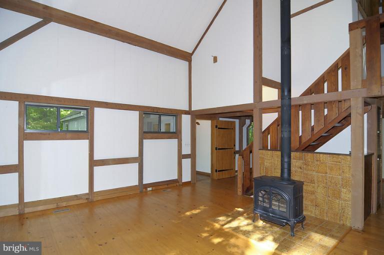 14007 Overton Lane Silver Spring, MD 20904 - Photo 22 of 25 Great Room
