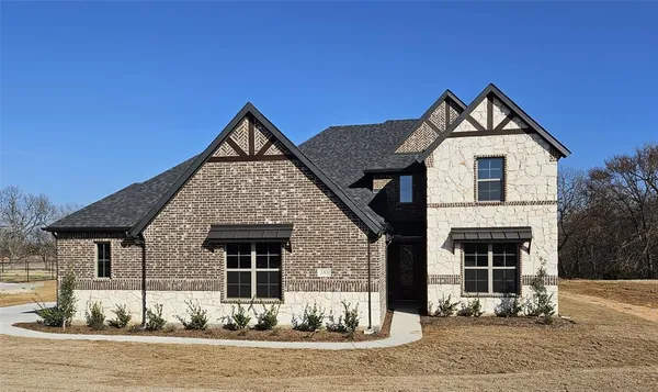 $613,670 | 388 Willie's Court, Whitesboro, TX 76273