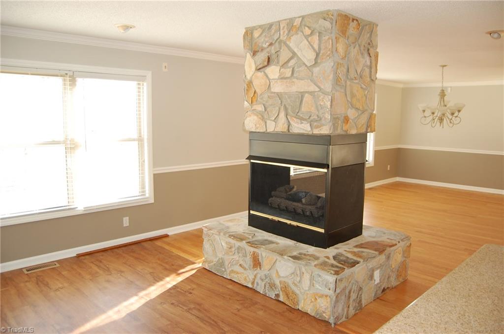 6628 Alley Road Summerfield, NC 27358 - Photo 5 of 20 Gallery Image 5