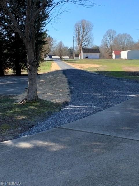 6628 Alley Road Summerfield, NC 27358 - Photo 9 of 20 Gallery Image 9