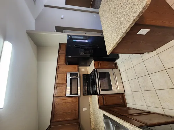 $1,950 | 28912 North Coal Avenue, San Tan Valley, AZ 85143