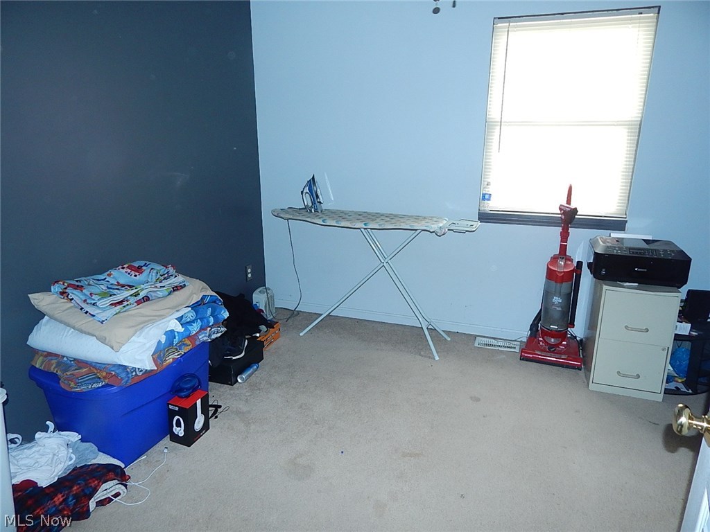 23693 Drake Road Bedford, OH 44146 - Photo 12 of 18 Third bedroom