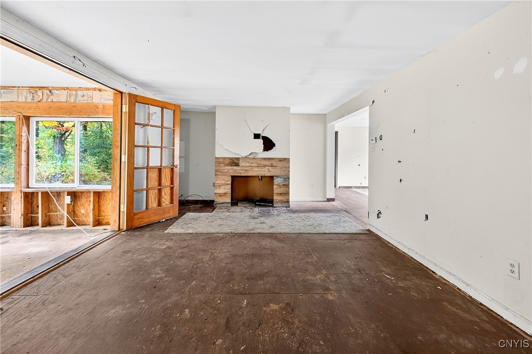 348 Rainbow Shores Road Pulaski, NY 13142 - Photo 12 of 37