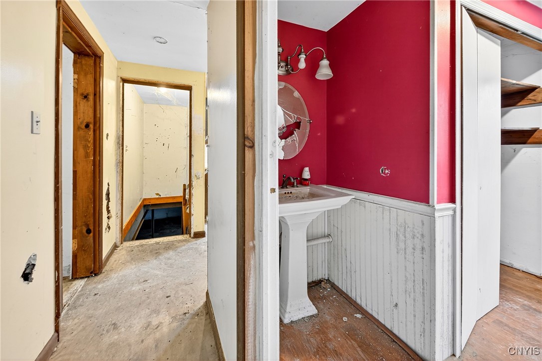 348 Rainbow Shores Road Pulaski, NY 13142 - Photo 29 of 37