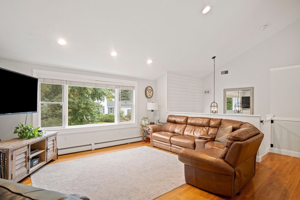 28 Split Rock Road Lynn, MA 01904 - Photo 8 of 41 Gallery Image 8