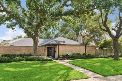 $1,395,000 | 6147 Ella Lee Lane, Houston, TX 77057