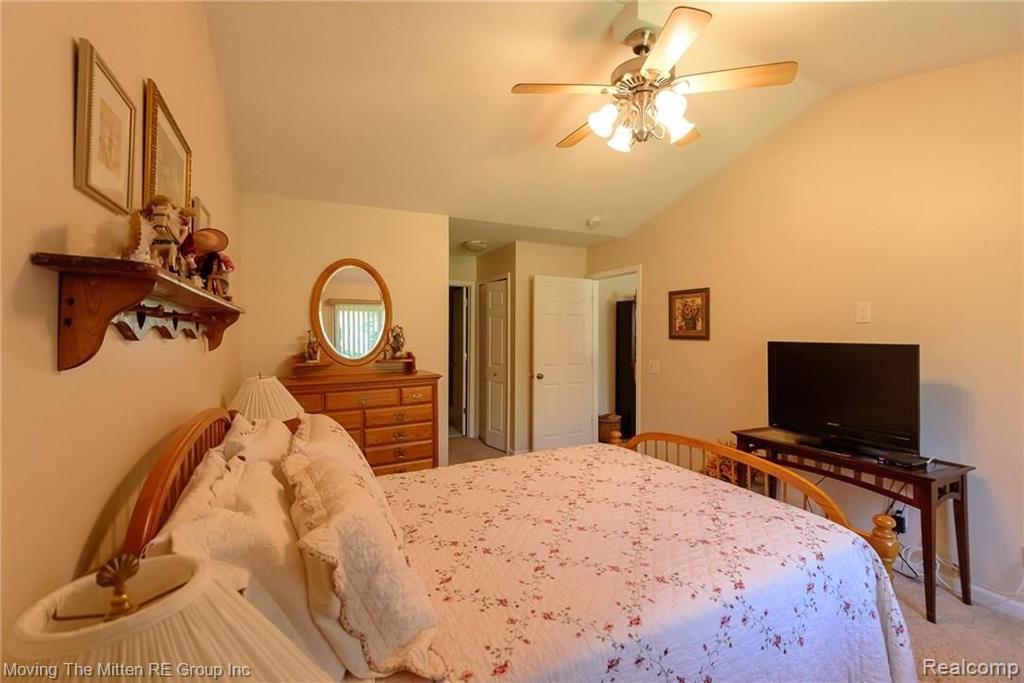 45836 Reedgrass Lane Belleville, MI 48111 - Photo 12 of 27